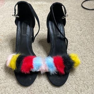 Fur heel